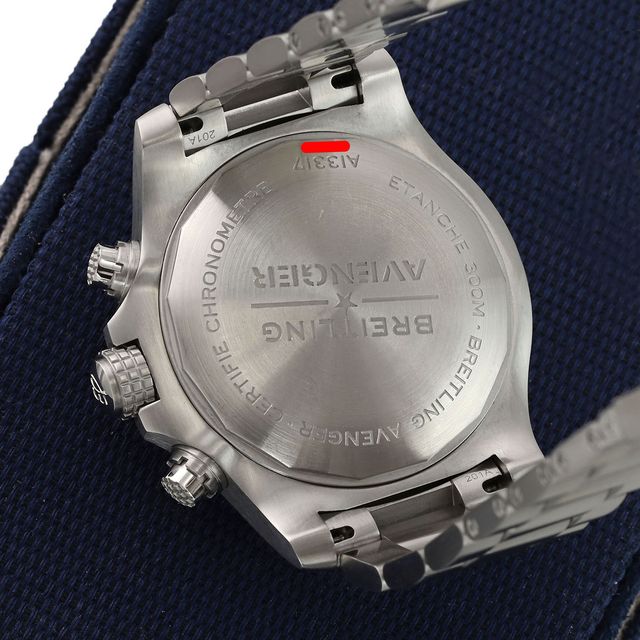 Breitling Avenger Chronograph 45 A13317 Image 2